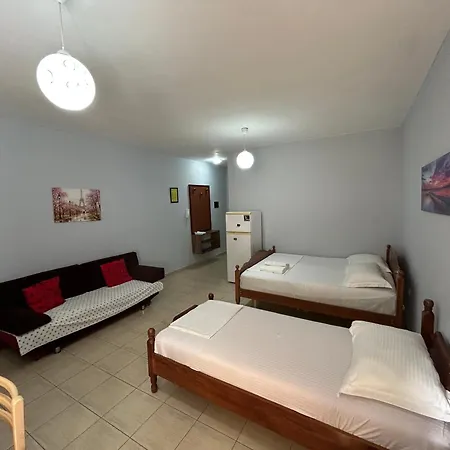 Rezidenca Hasanaj 4 *