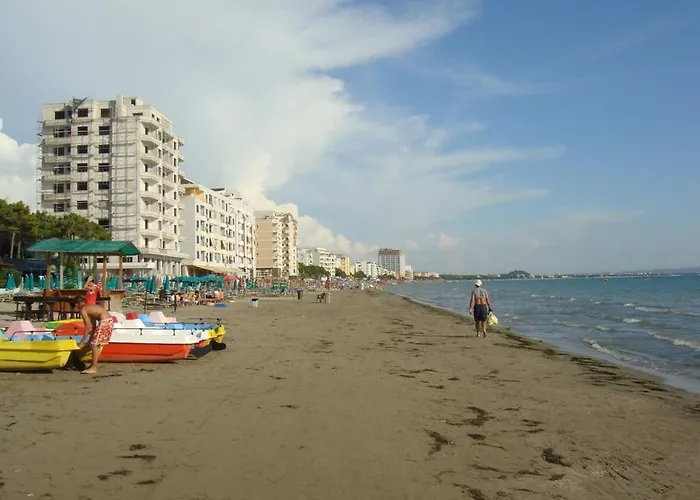 Апартаменты Rezidenca Hasanaj 4 *